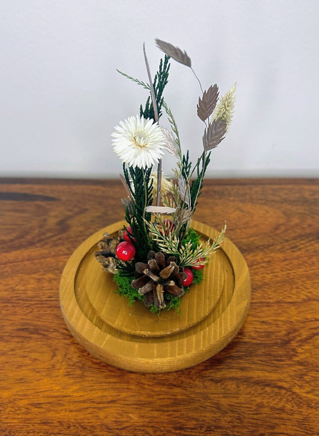 7" Art Festive Cloche