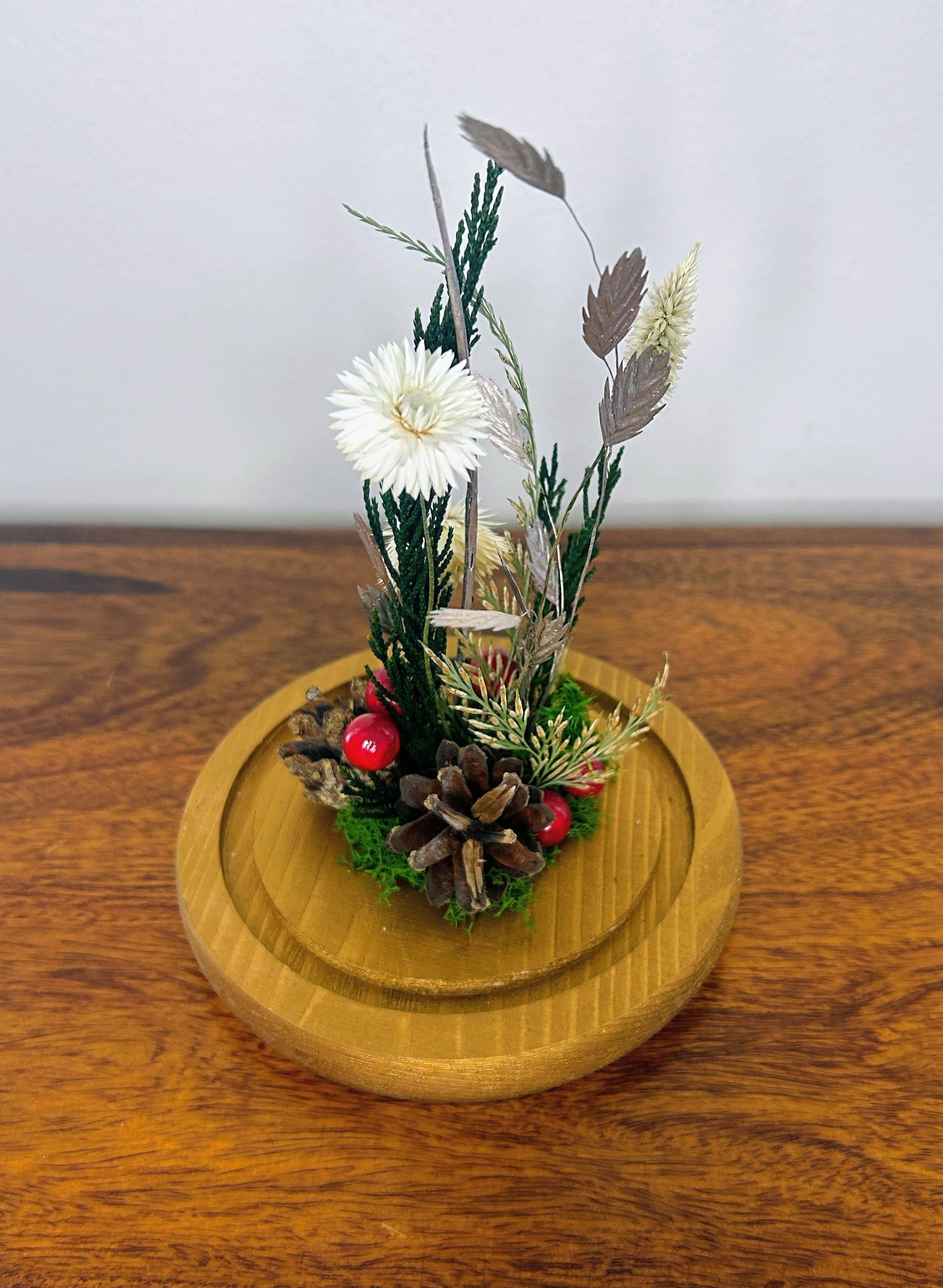7" Art Festive Cloche