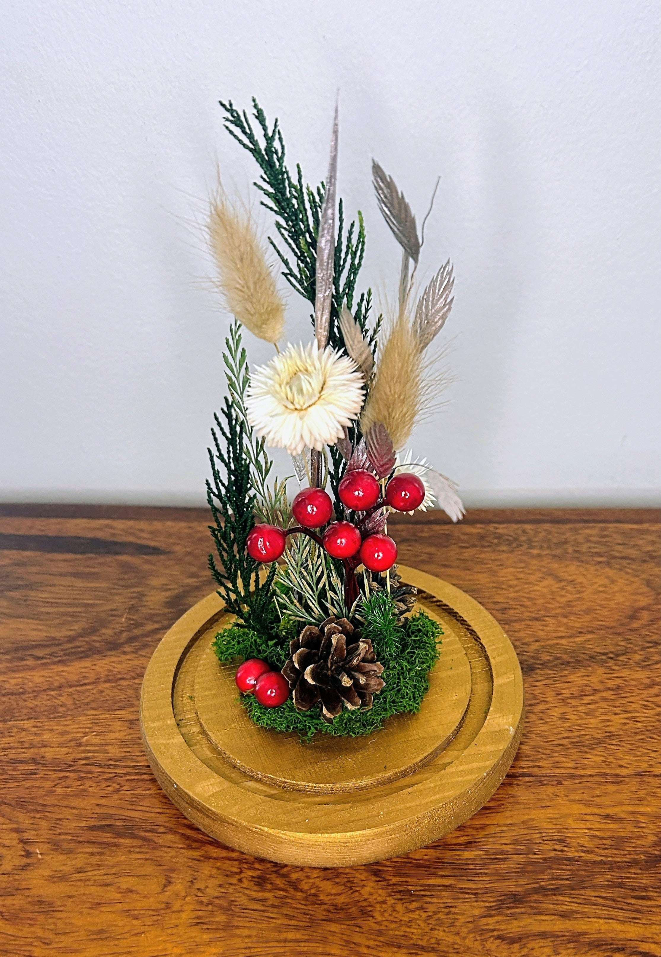 7.5" Art Festive Cloche