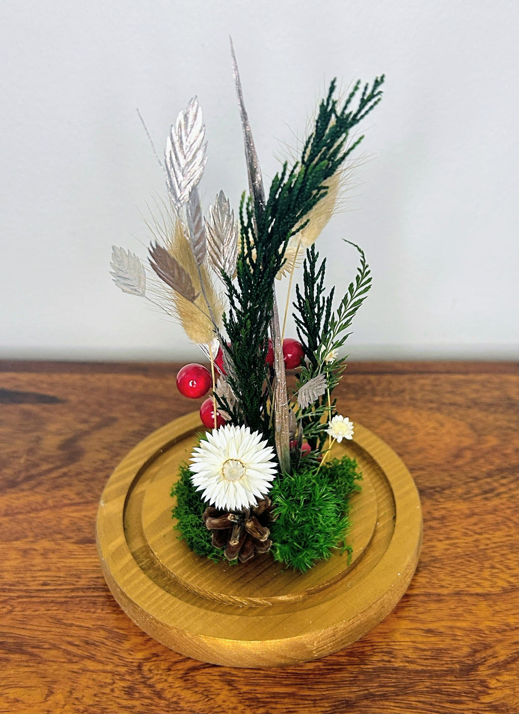 7.5" Art Festive Cloche