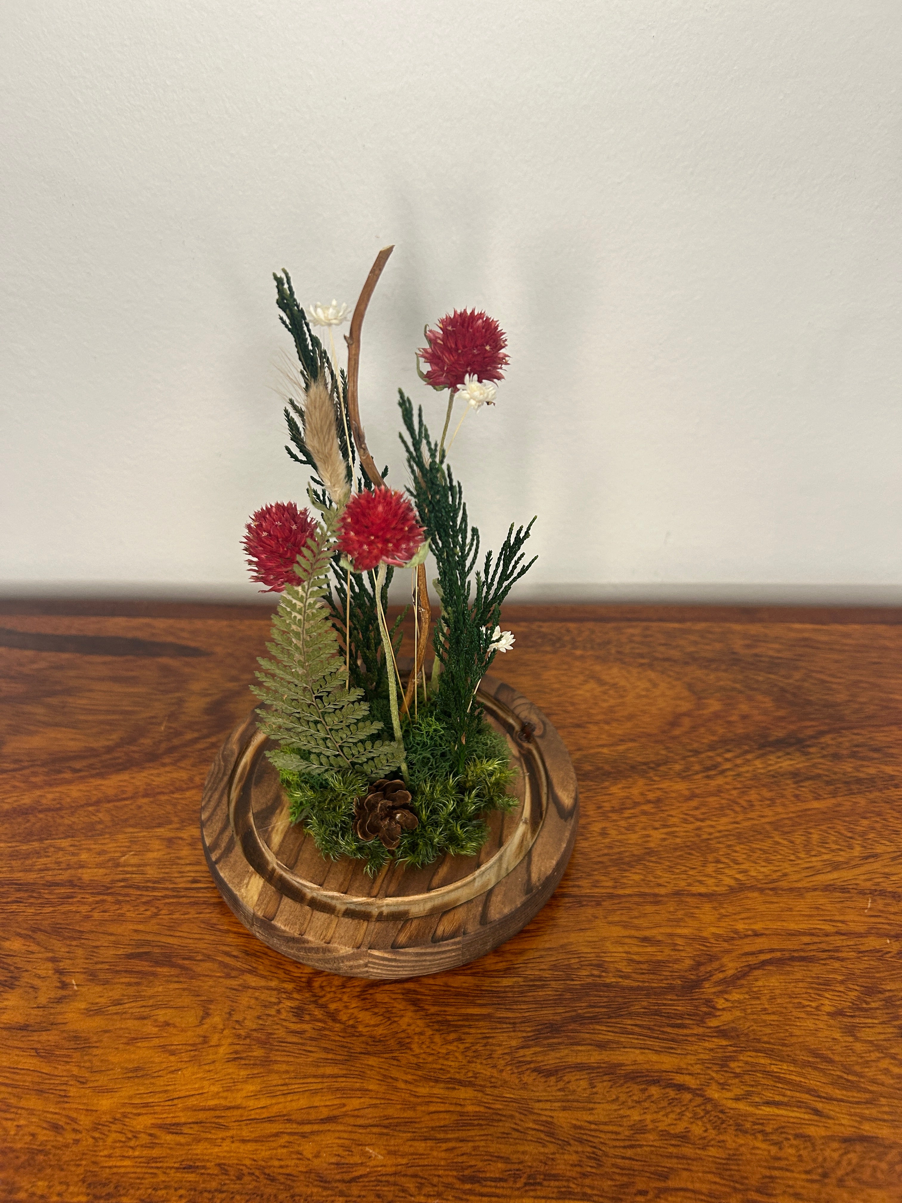 7.5" Naturally Festive Cloche