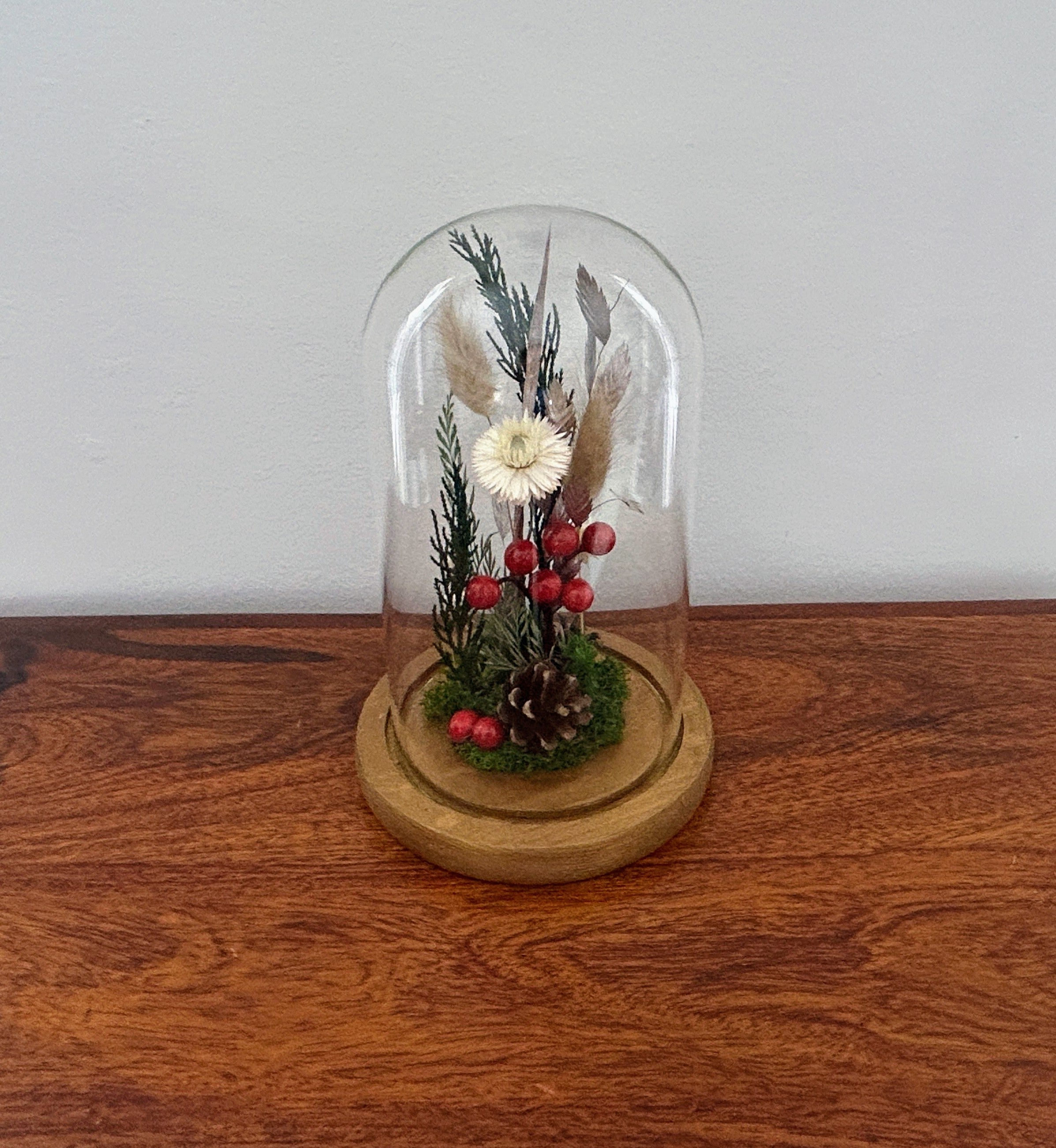 7.5" Art Festive Cloche