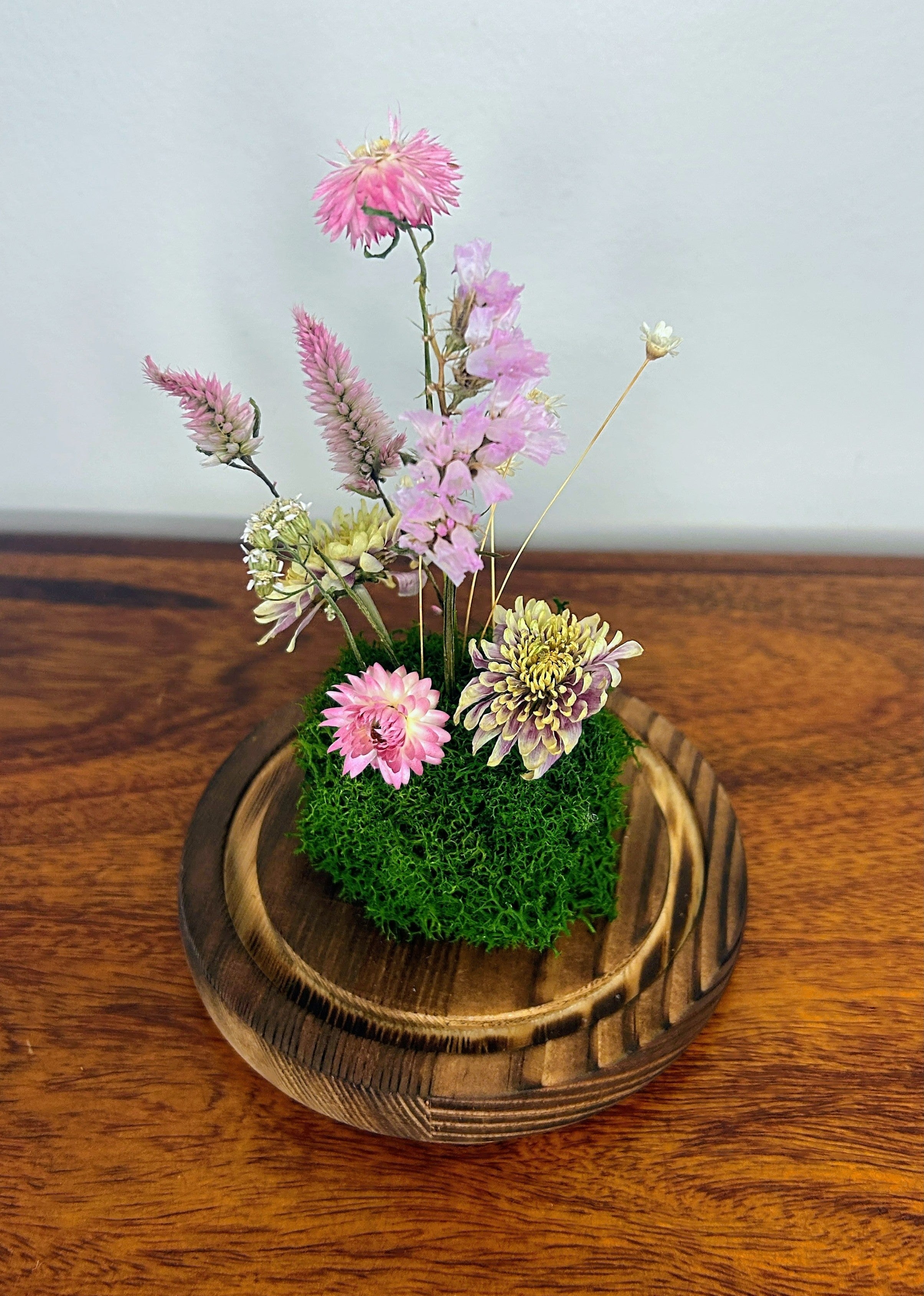 7.5" Pink Mix Cloche